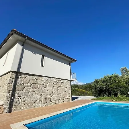 Casa Do Canastro Domek alpejski Terras de Bouro